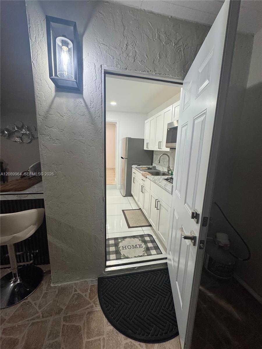 9819 NW 4th Ter # 9819, Miami FL 33172 photo 4