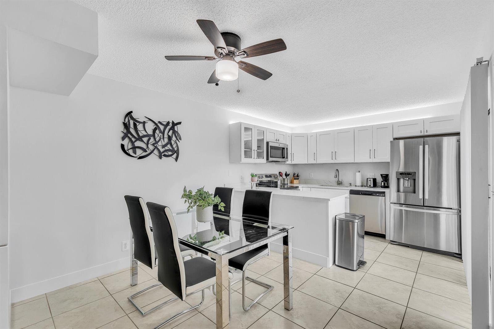 2228 White Pine Circle # A, FL 33415 photo 3