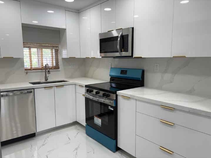 700 S Hollybrook Drive S # 207, Pembroke Pines FL 33025