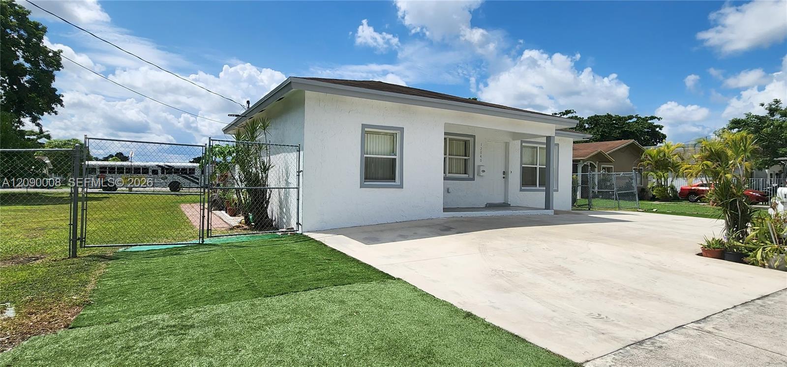 12040 SW 216th St, Miami FL 33170 photo 4