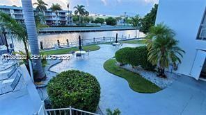 Hallandale Beach, FL 33009 photo 5
