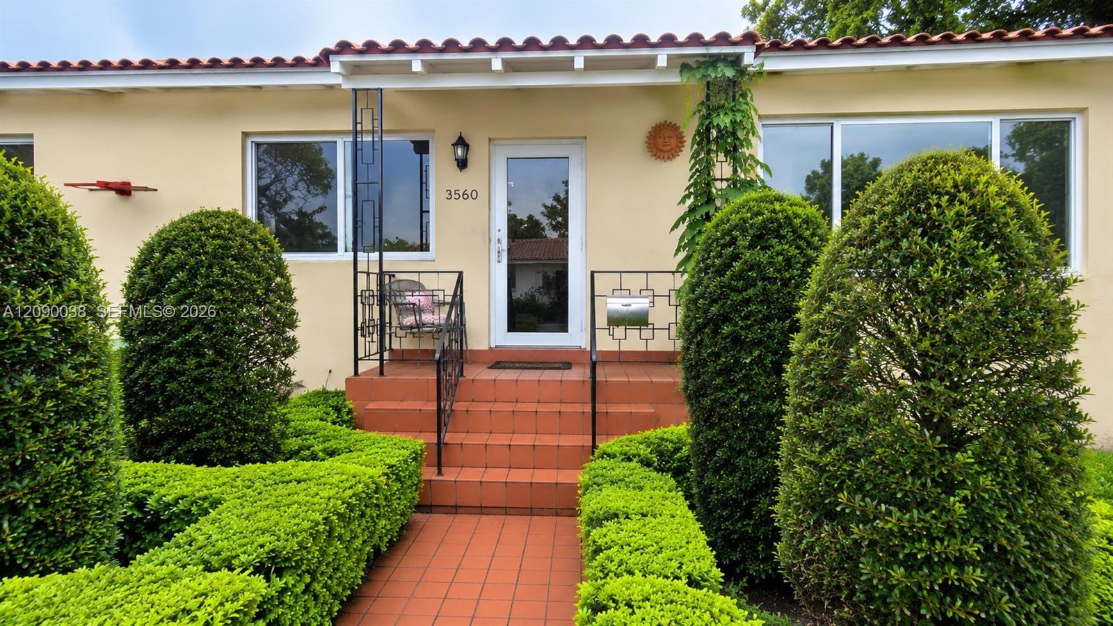 3560 NW 19th St # 3560, Miami FL 33125