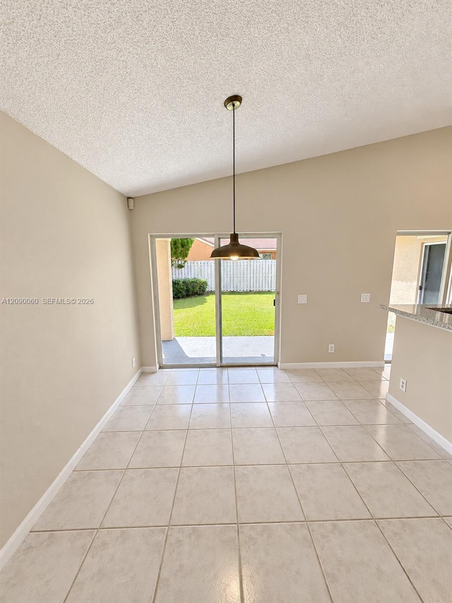 751 Sand Creek Cir, Weston FL 33327 photo 4