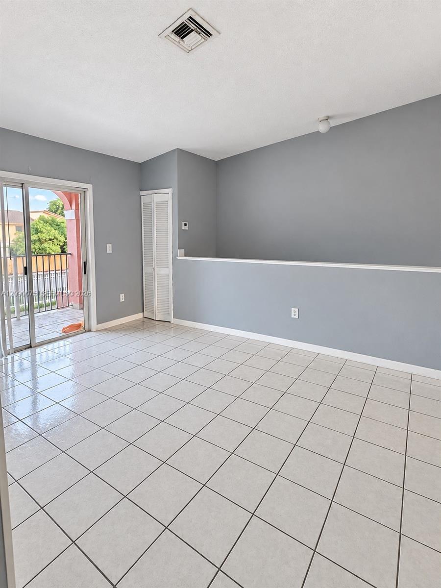 5800 W 18th Ln # 205, Hialeah FL 33012 photo 5