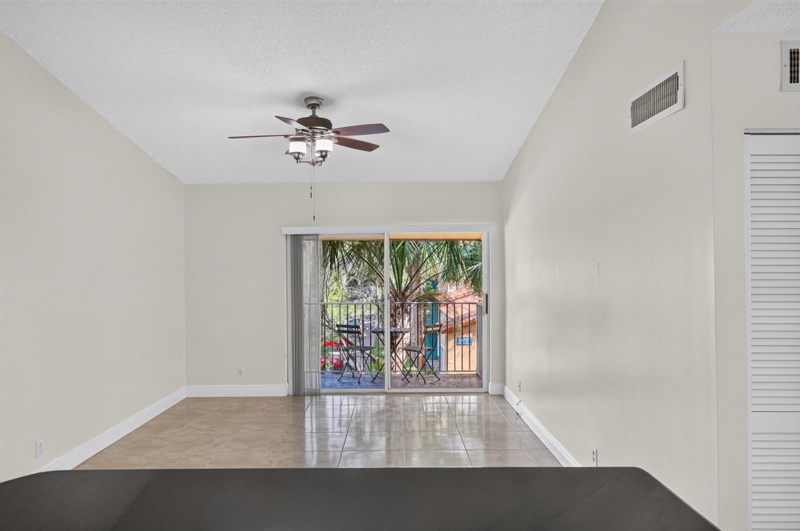 10765 CLEARY Boulevard # 307, Plantation FL 33324 photo 5