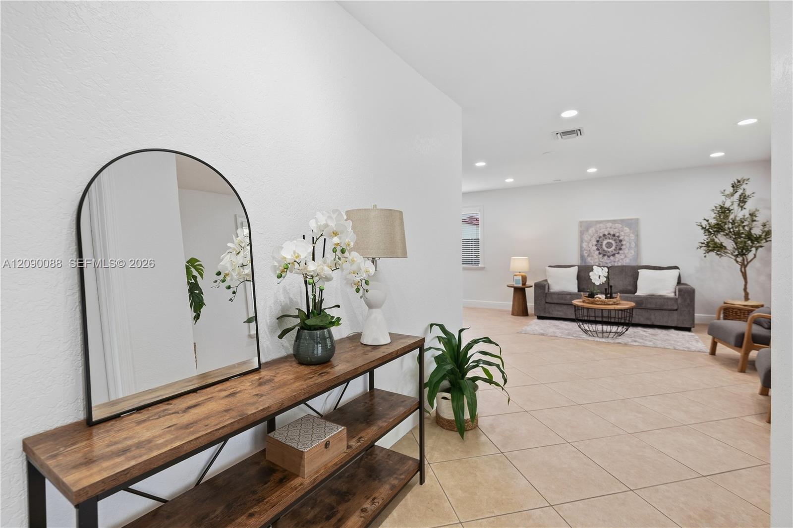 7311 Sabal Dr, Miami Lakes FL 33014 photo 4