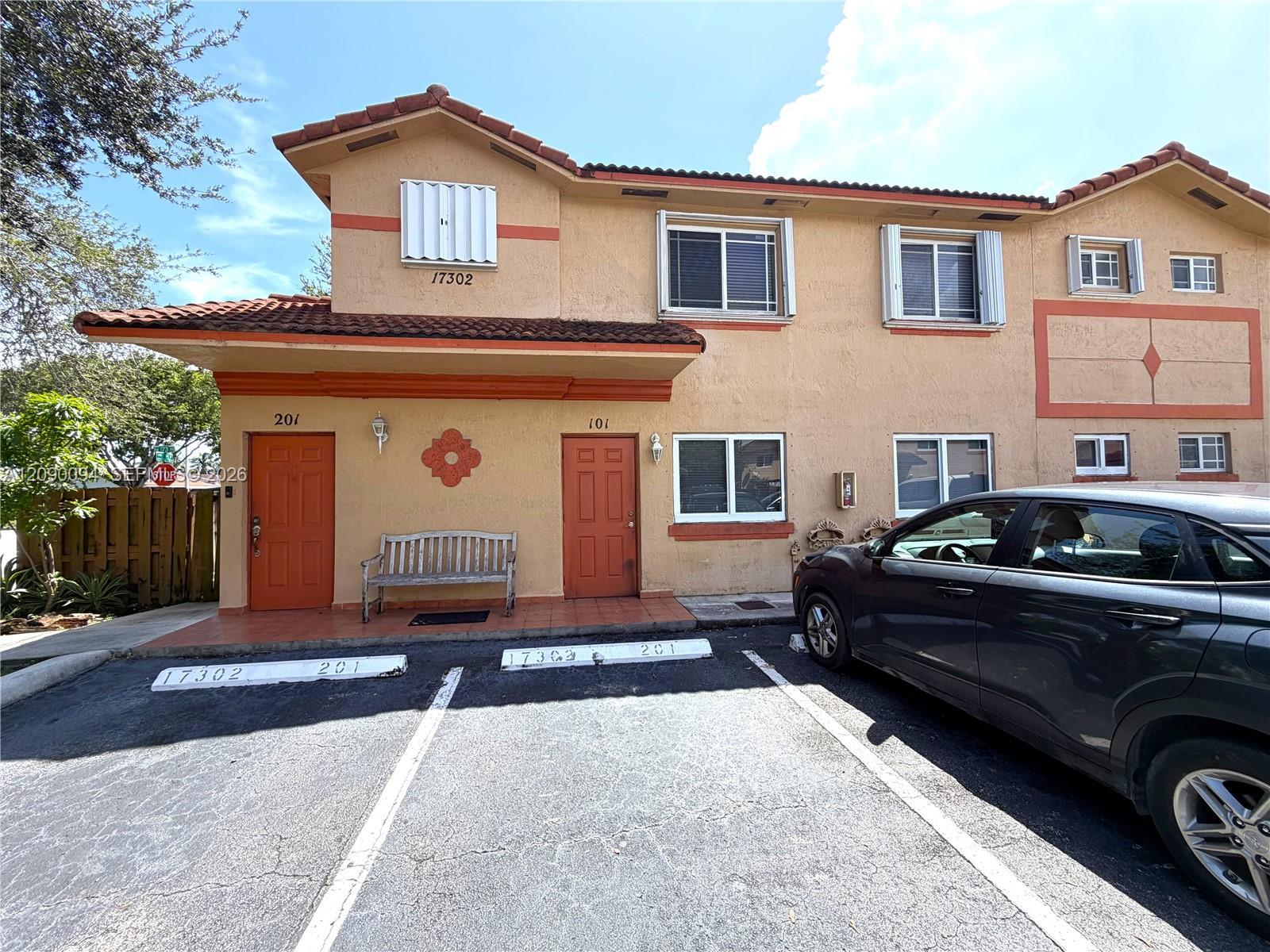 17302 NW 74th Ave # 101, Hialeah FL 33015