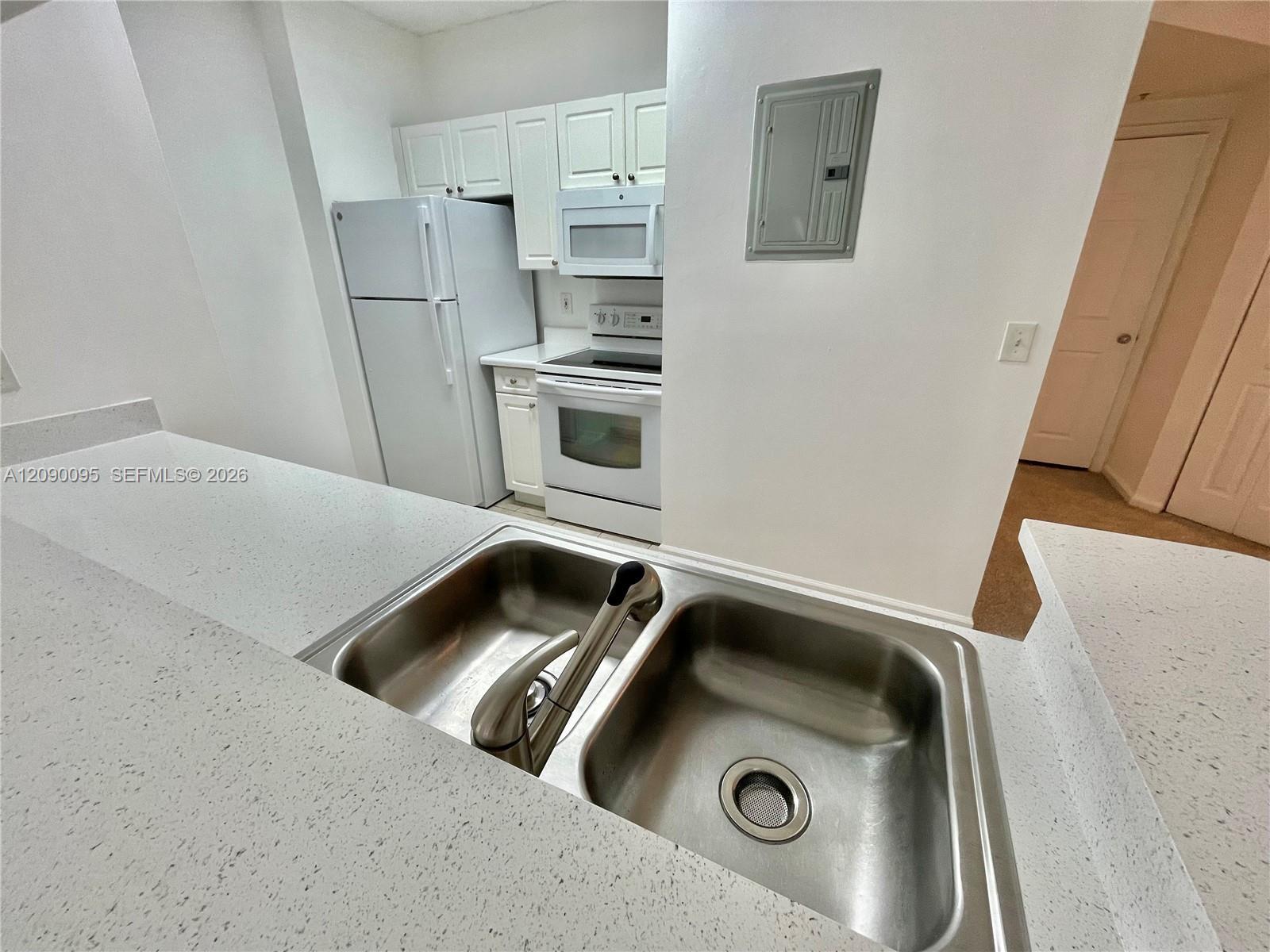 17125 N Bay Rd # 3213, Sunny Isles Beach FL 33160 photo 4