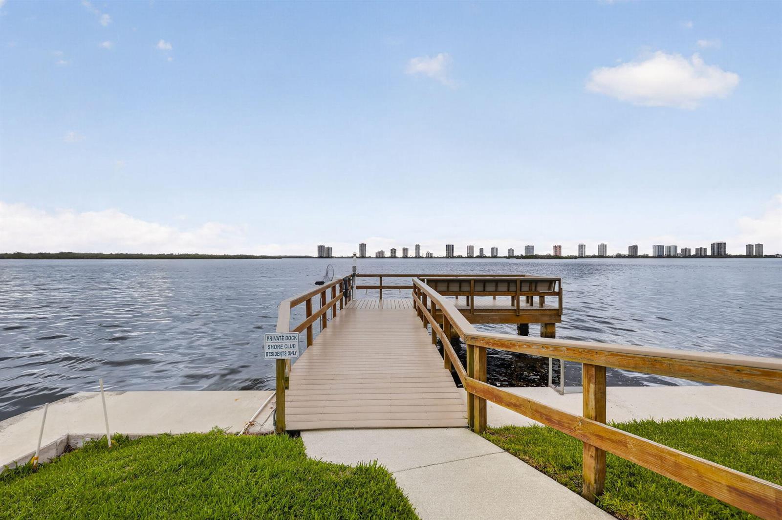 111 Shore Court # 301, North Palm Beach FL 33408 photo 3