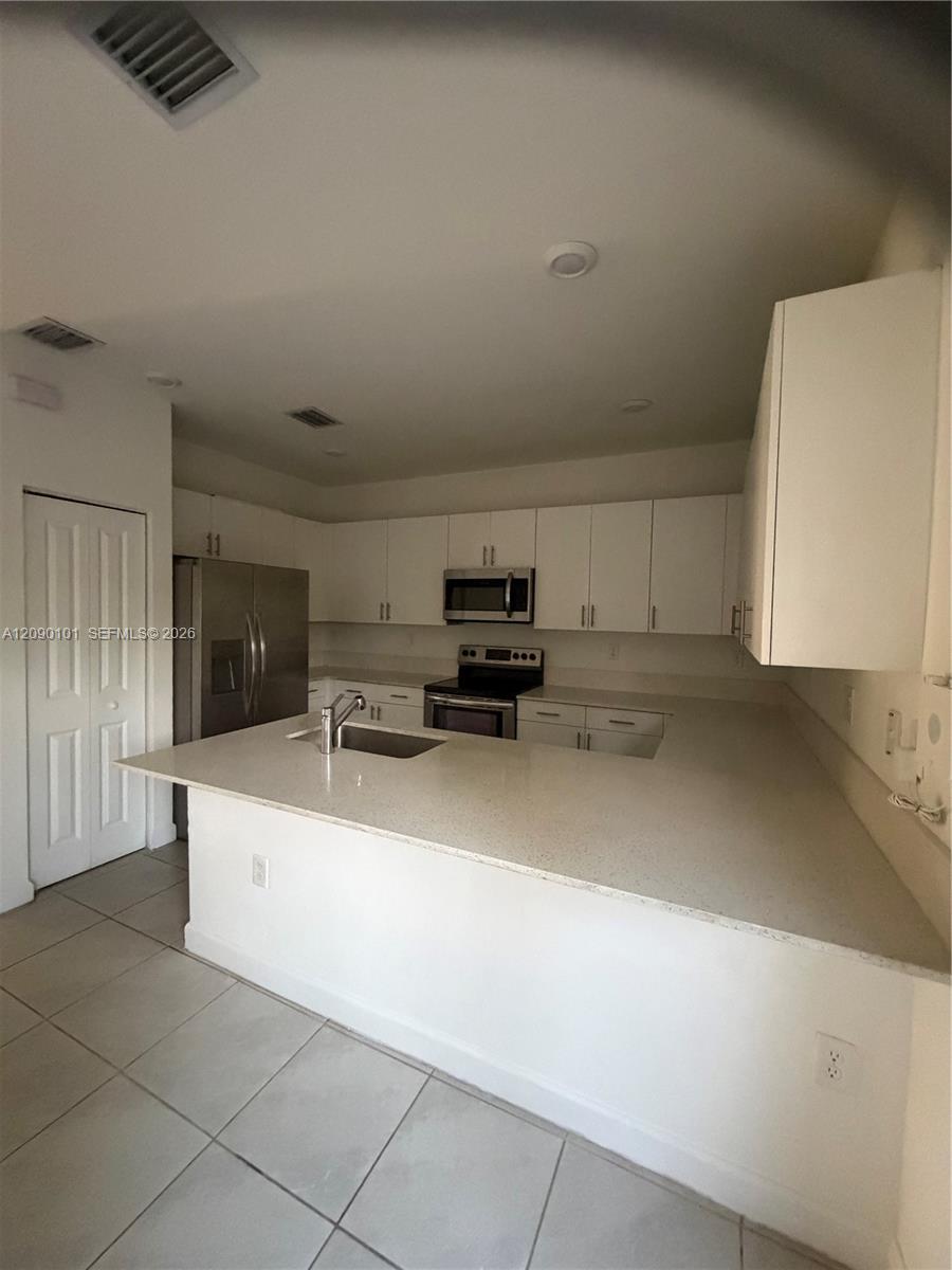 Cutler Bay, FL 33190 photo 2