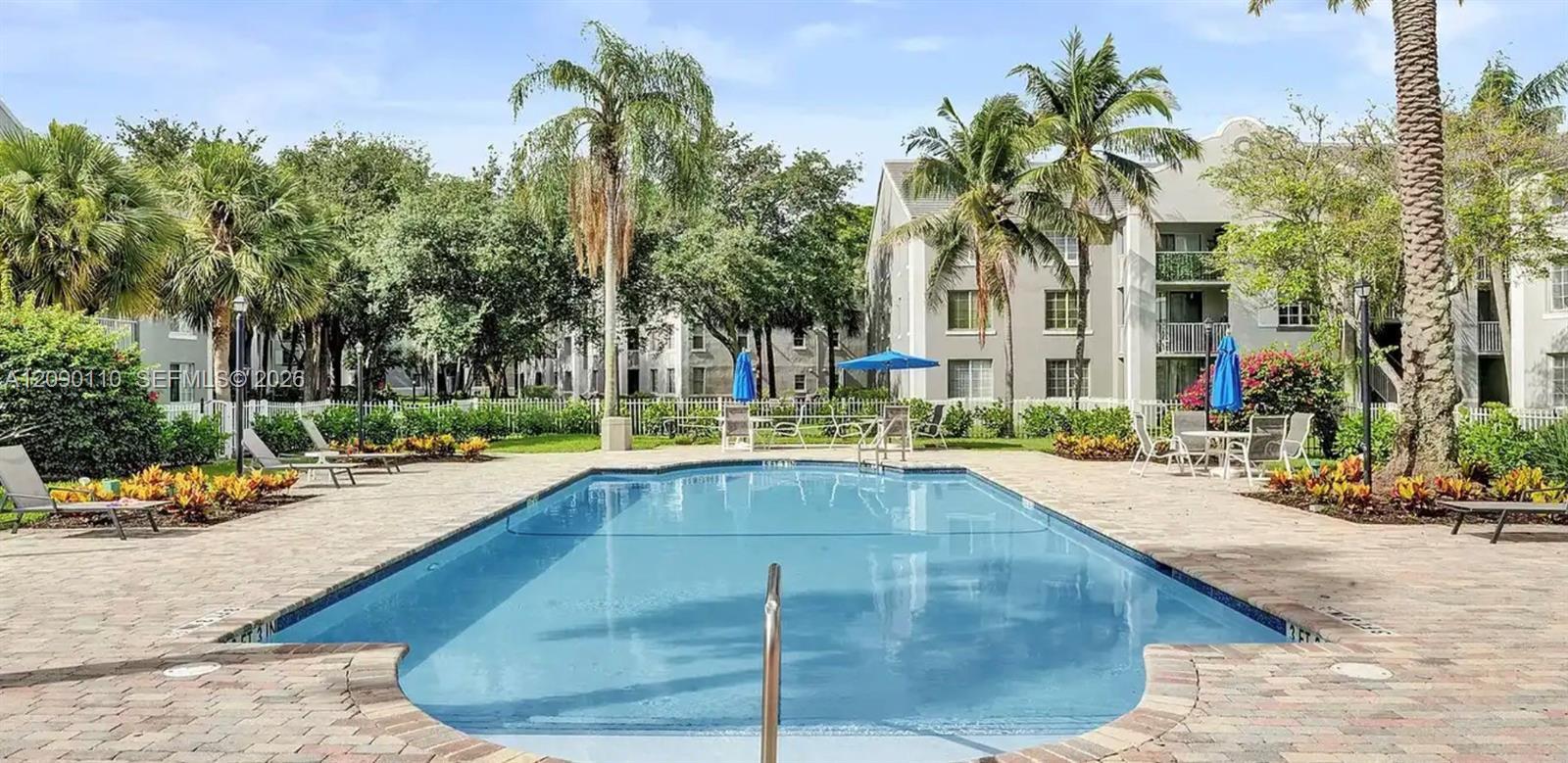 655 SW 111th Way # 104, Pembroke Pines FL 33025 photo 2