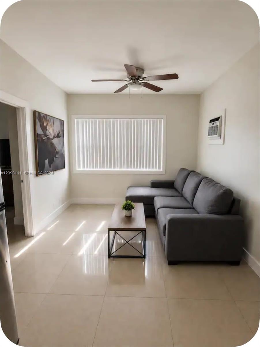 Hollywood, FL 33021 photo 2