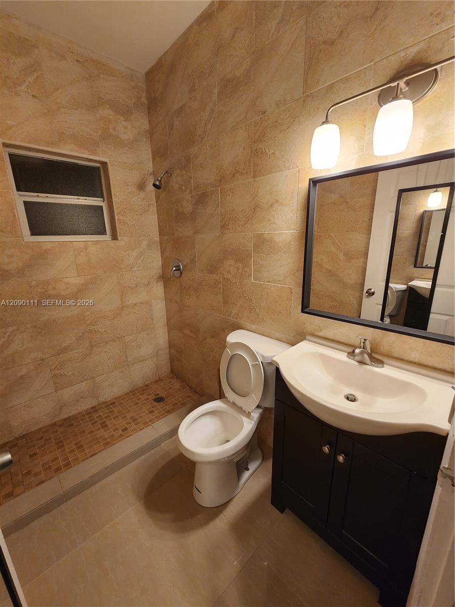 Hollywood, FL 33021 photo 3