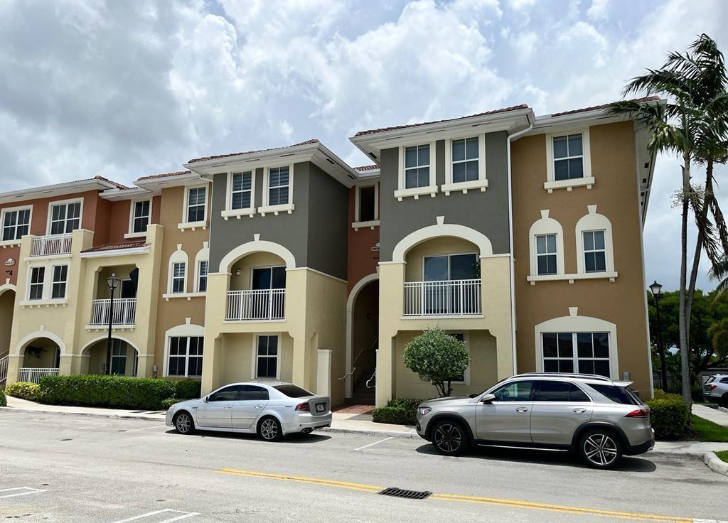 10805 NW 89TH Terrace # 4, Doral FL 33178 photo 4