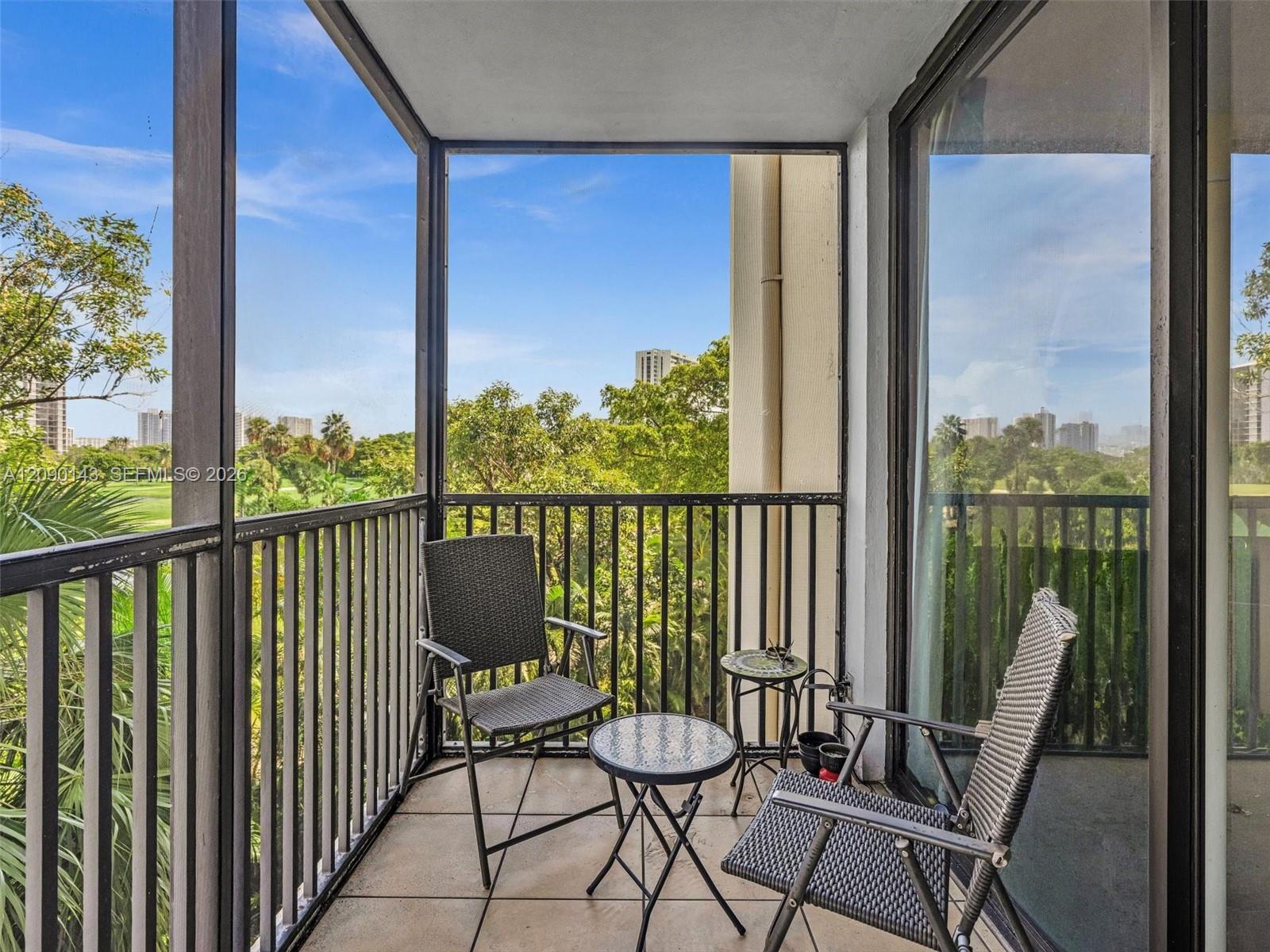 20379 W Country Club Dr # 332, Aventura FL 33180 photo 4