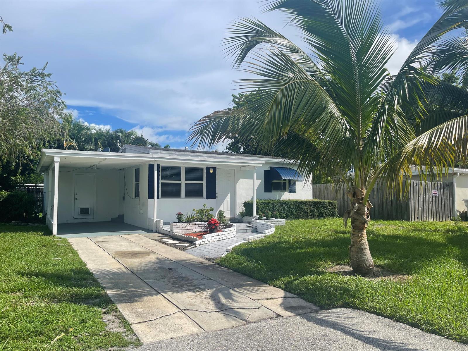 1481 NE 27TH Street, Pompano Beach FL 33064 photo 3