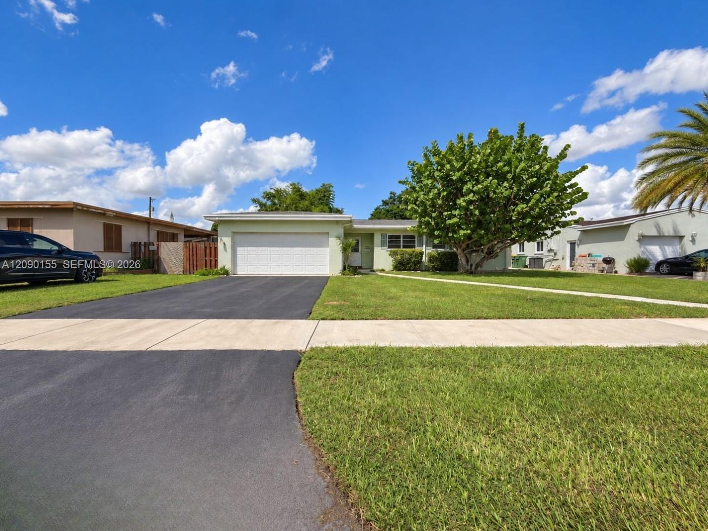 949 NW 9th St, Homestead FL 33030 photo 4
