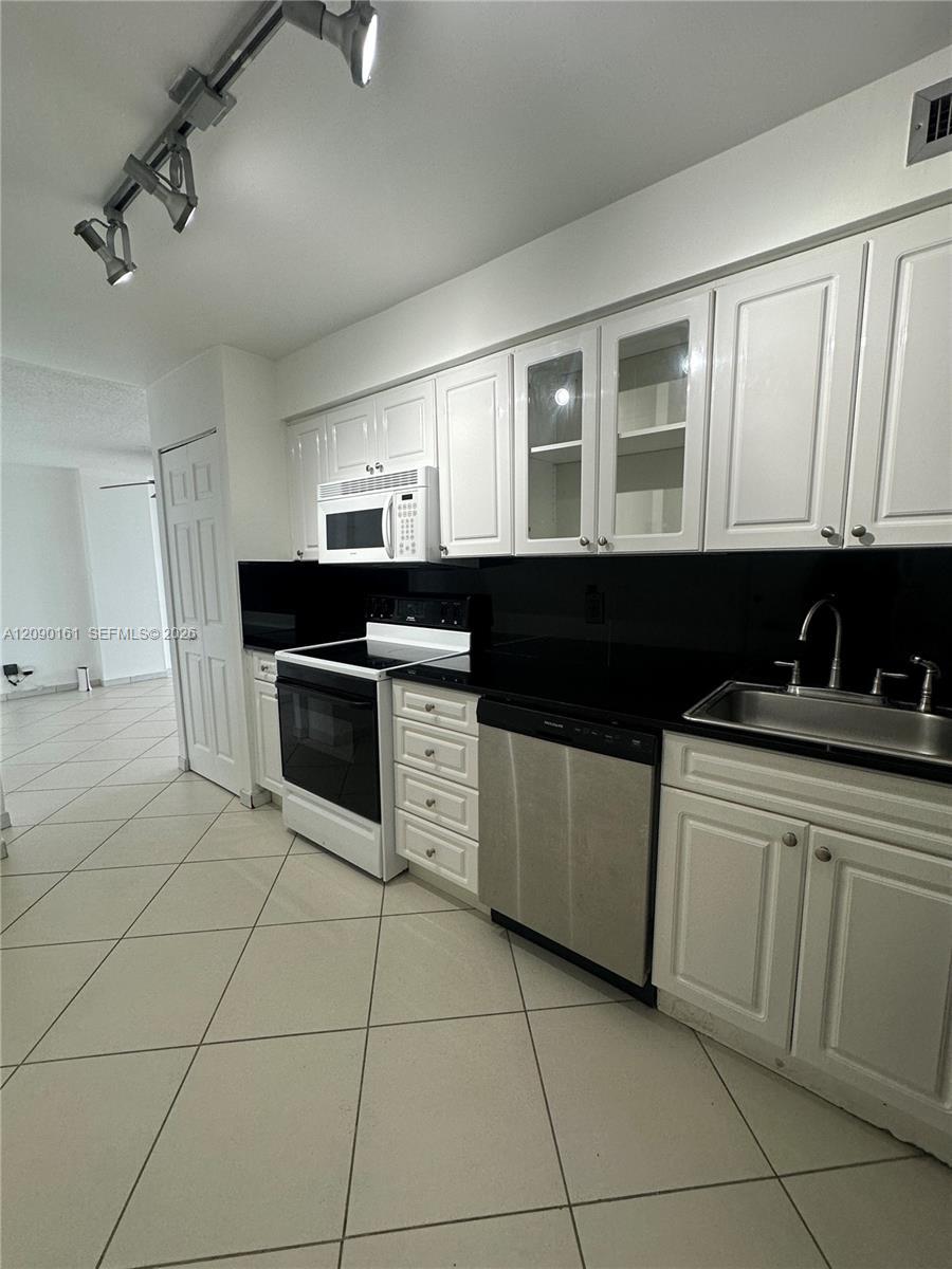 6770 Indian Creek Dr # 7S, Miami Beach FL 33141 photo 2