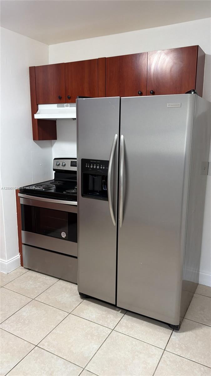 28 SW 8th St # 2, Hallandale Beach FL 33009 photo 2