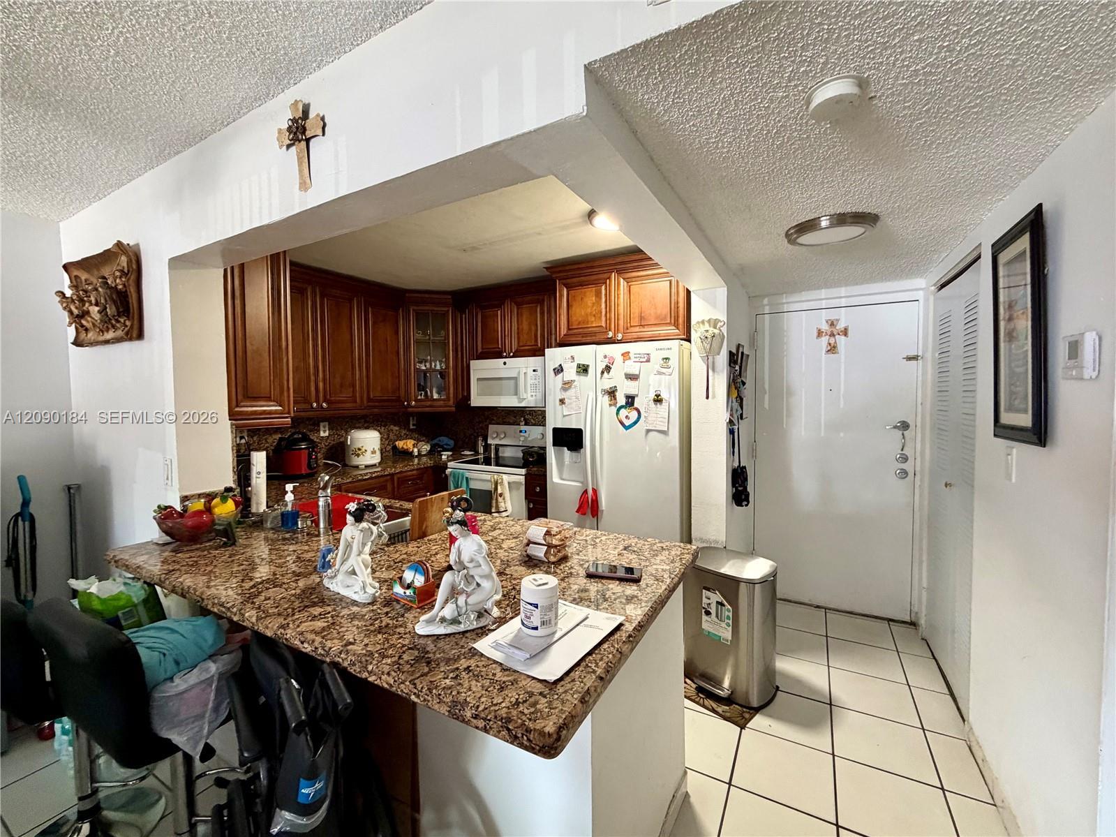 5201 NW 7th St # 104, Miami FL 33126