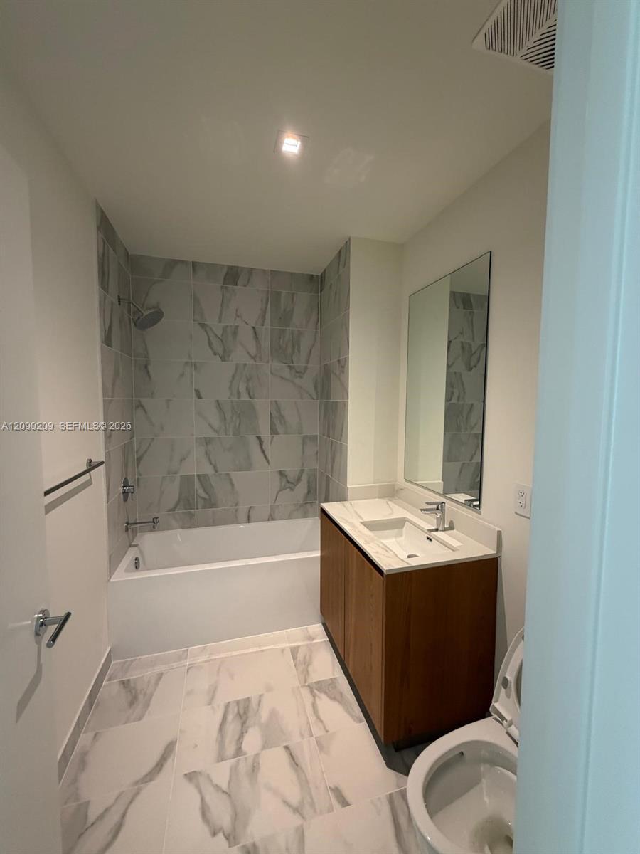 1400 Biscayne Boulevard # 3102, Miami FL 33132 photo 5