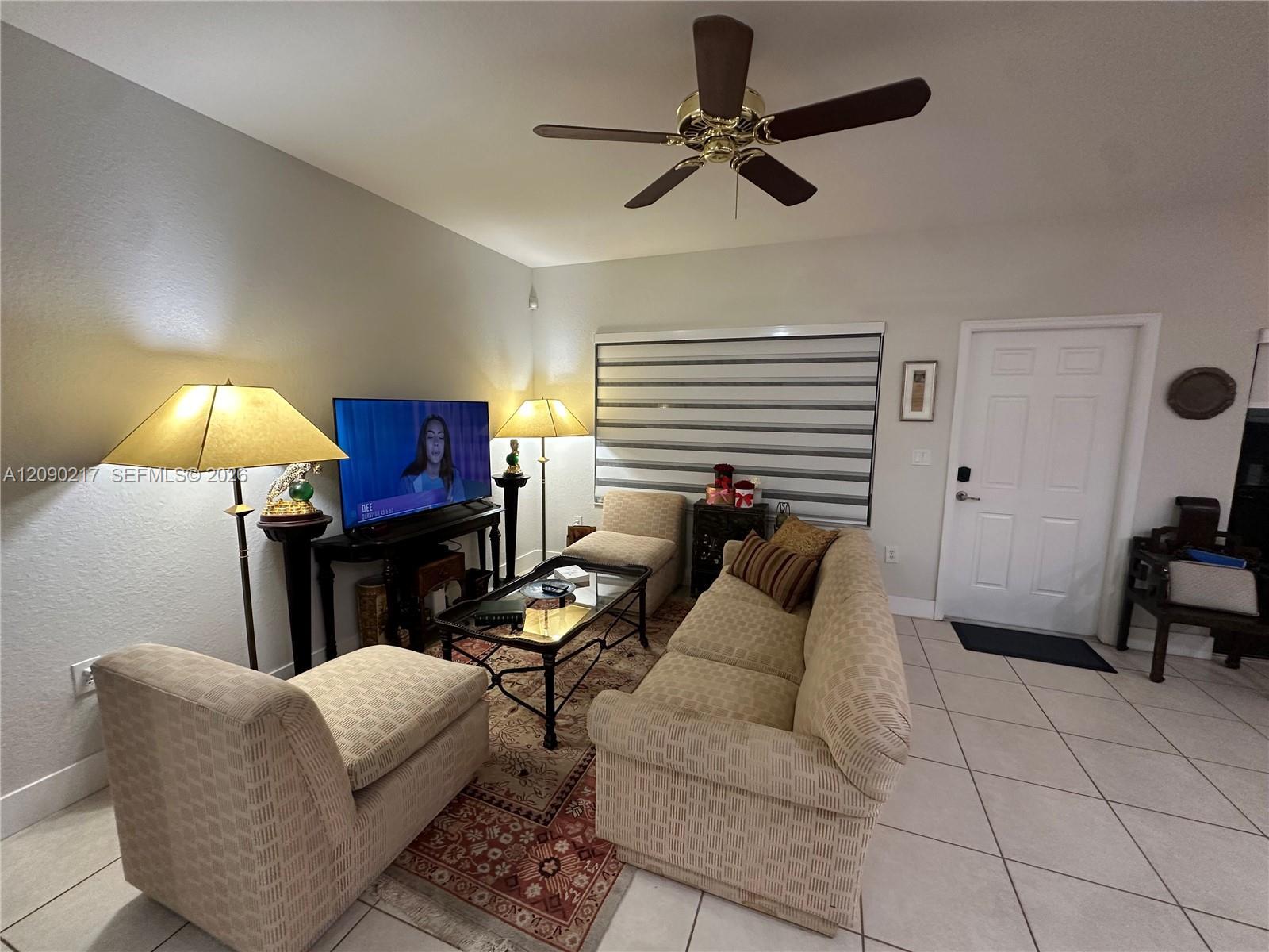 4745 N Grand Cypress Cir N, Coconut Creek FL 33073 photo 4