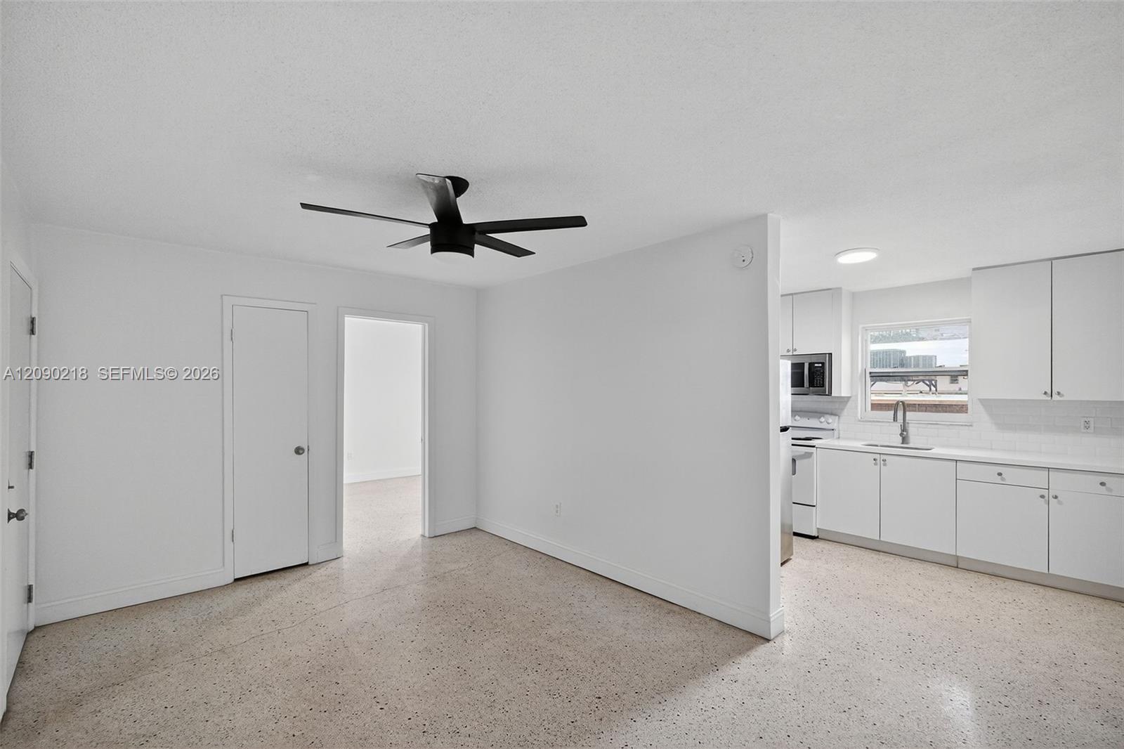 458 SW 9th St # 2, Miami FL 33130 photo 2