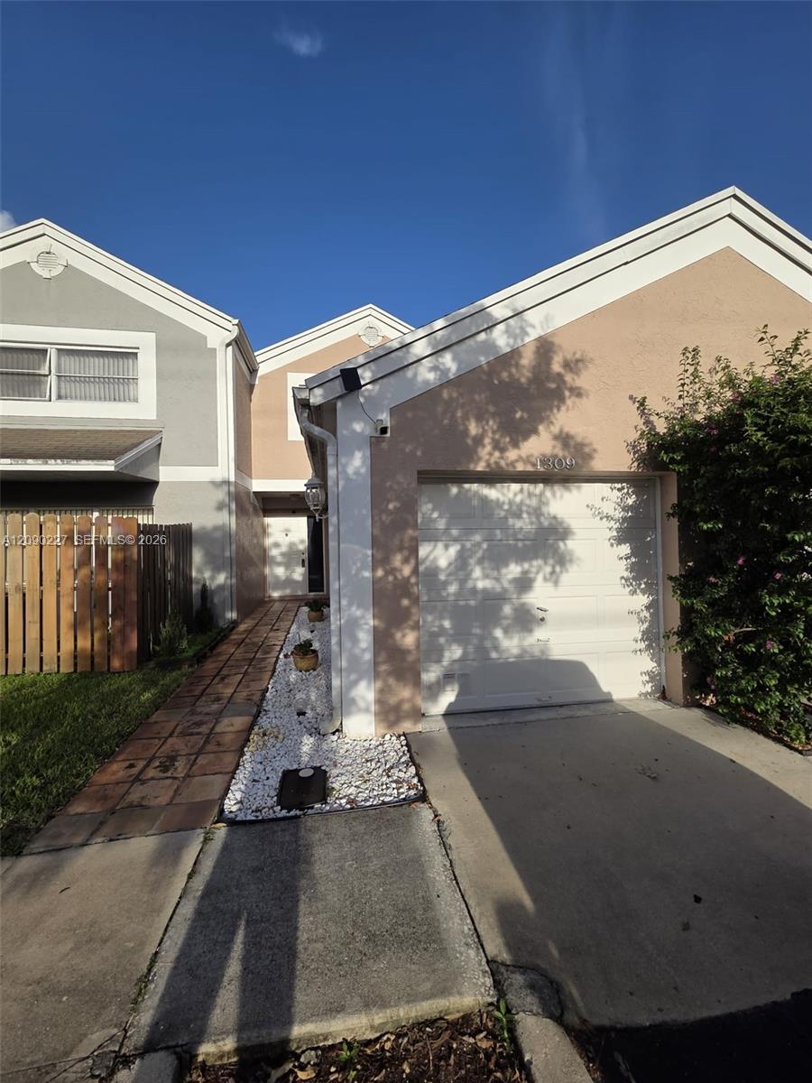 Pembroke Pines, FL