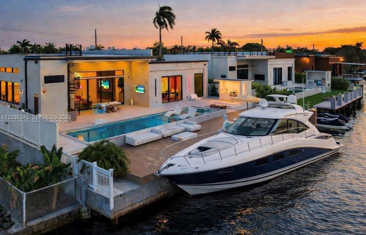 2225 NE 19th St, Fort Lauderdale FL 33305