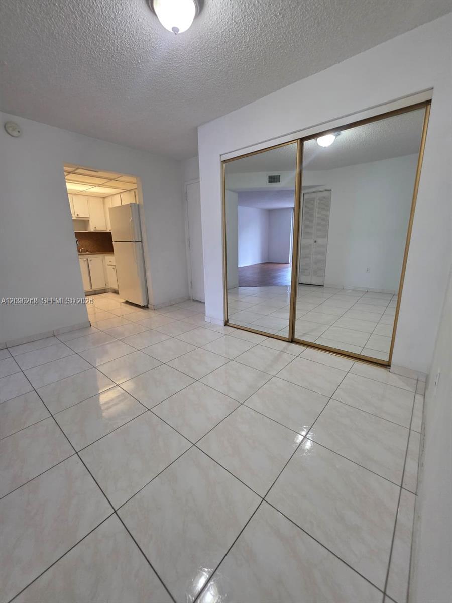 16950 W Dixie Hwy B225 Hwy # 225, North Miami Beach FL 33160 photo 3