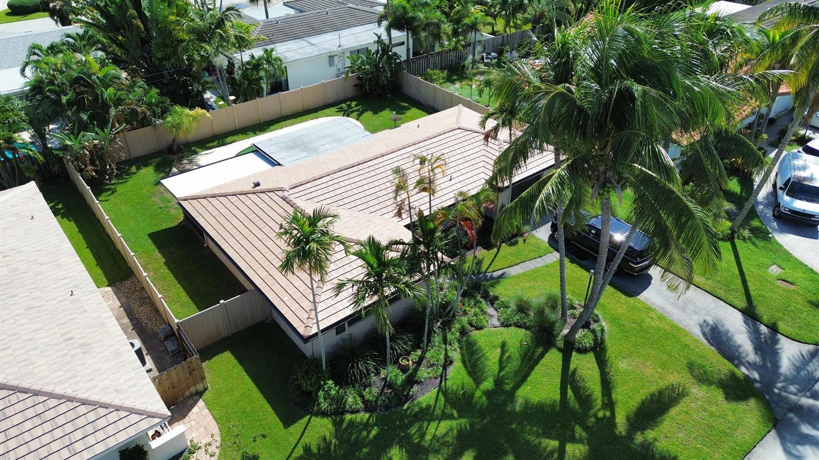 2630 NE 53RD Court, Lighthouse Point FL 33064 photo 2