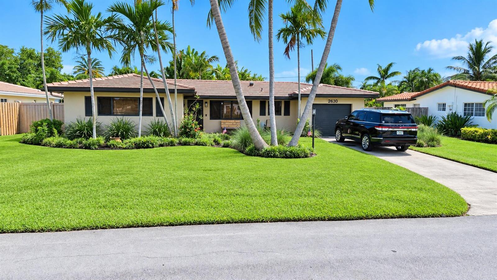 2630 NE 53RD Court, Lighthouse Point FL 33064