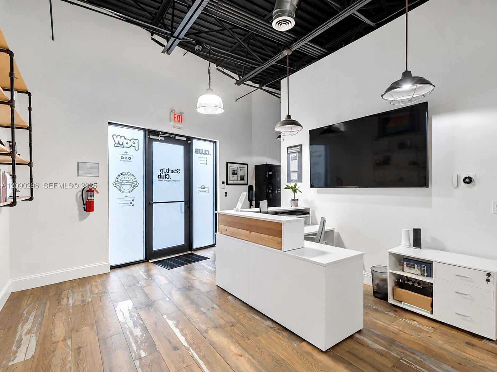 701 N Andrews Ave, Fort Lauderdale FL 33311 photo 3