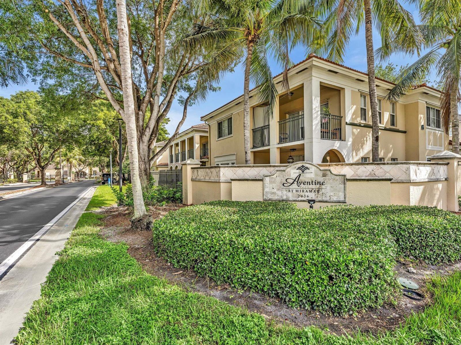 2433 Centergate Drive # 306, Miramar FL 33025 photo 2