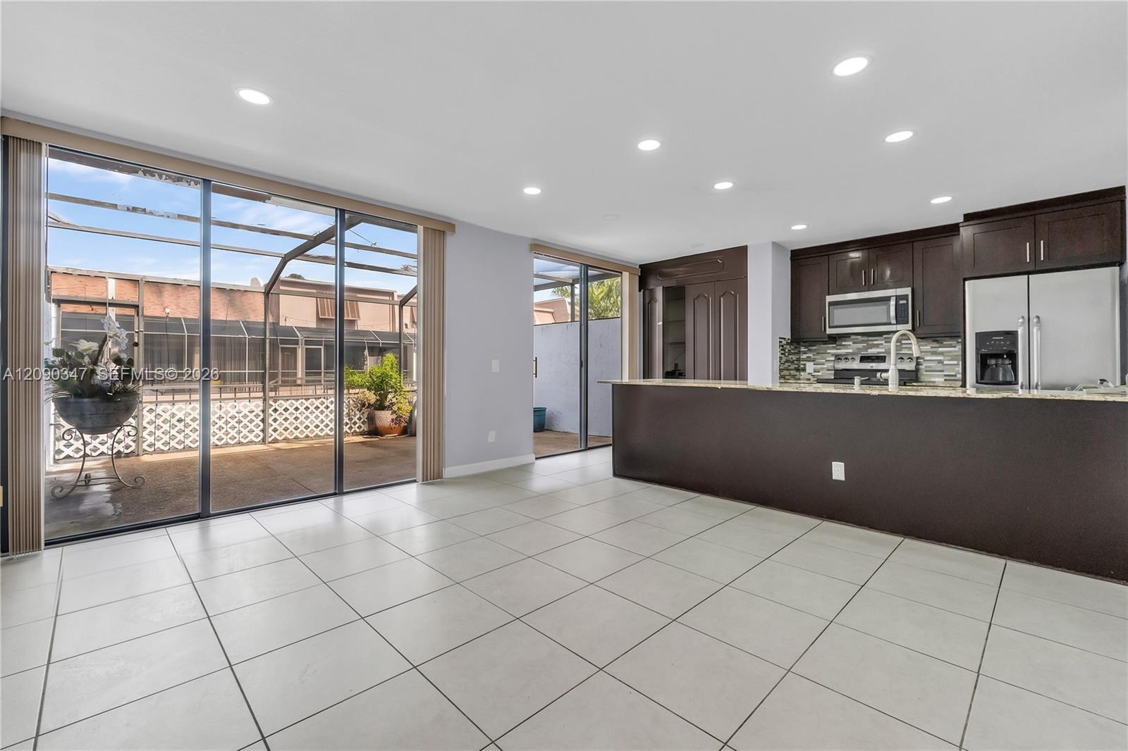 12317 NW 11th St, Pembroke Pines FL 33026 photo 5