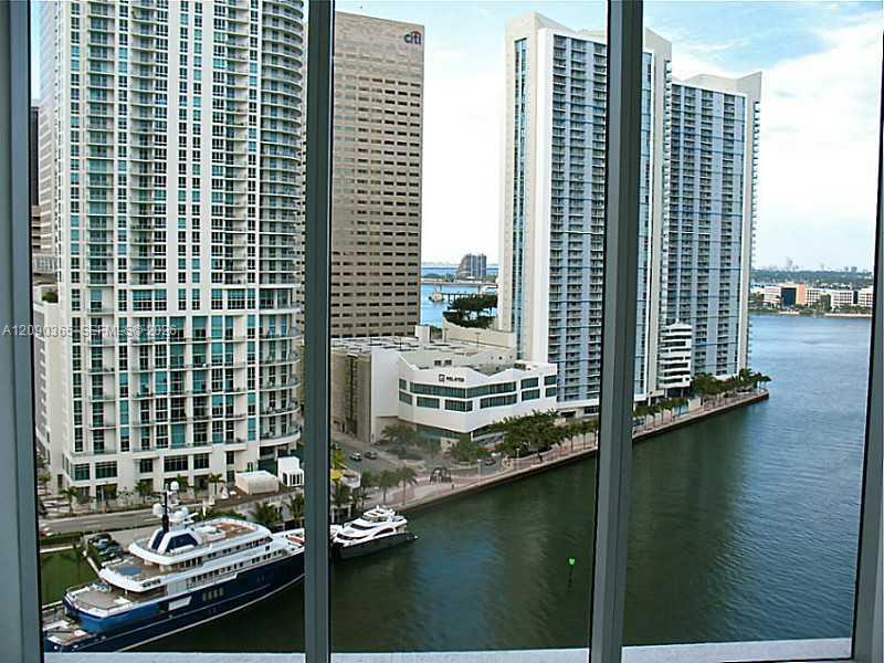 465 Brickell Ave # 3002, Miami FL 33131 photo 3