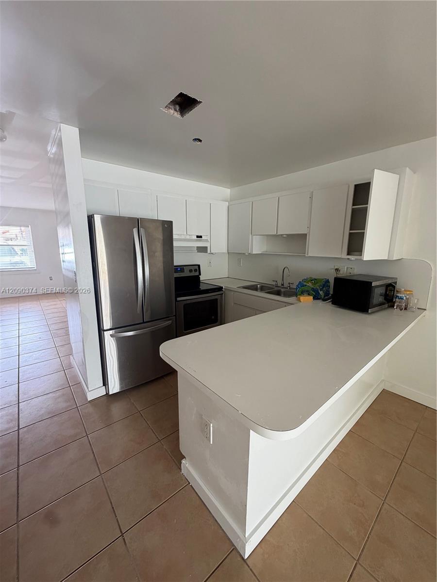 13893 SW 62nd Ter, Miami FL 33183 photo 2