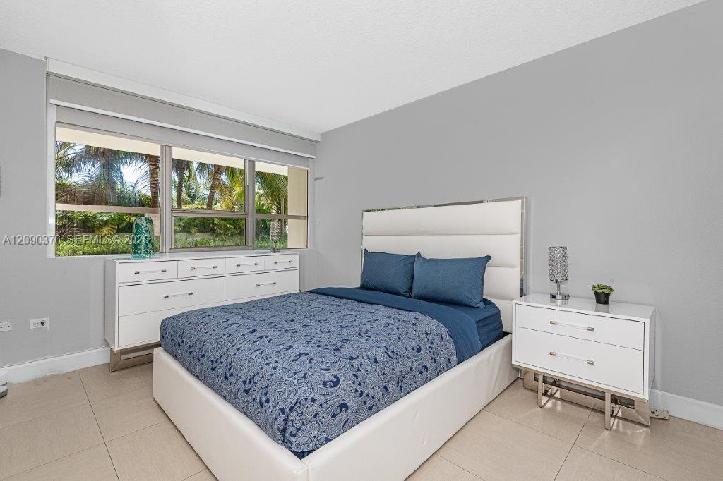 1500 Bay Rd # 128S, Miami Beach FL 33139 photo 3