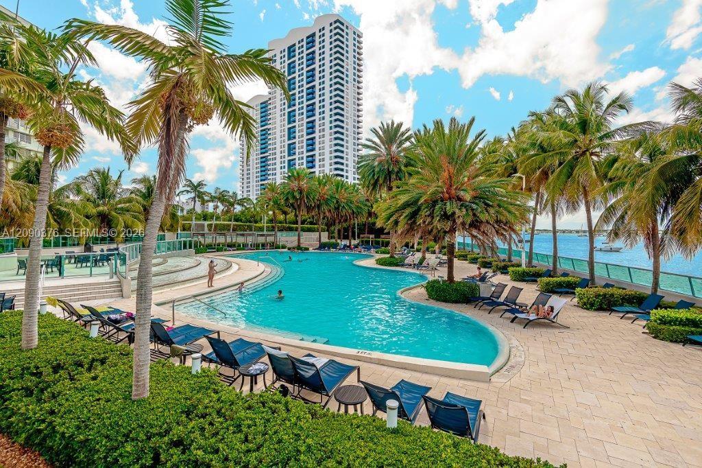 1500 Bay Rd # 128S, Miami Beach FL 33139