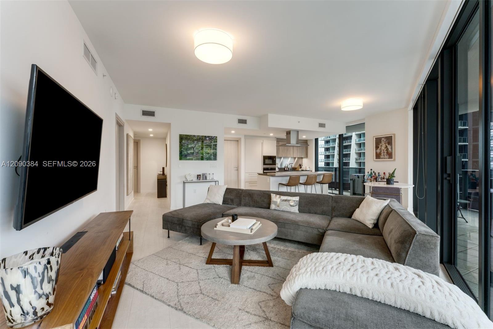1000 Brickell Plz # 2401, Miami FL 33131 photo 3