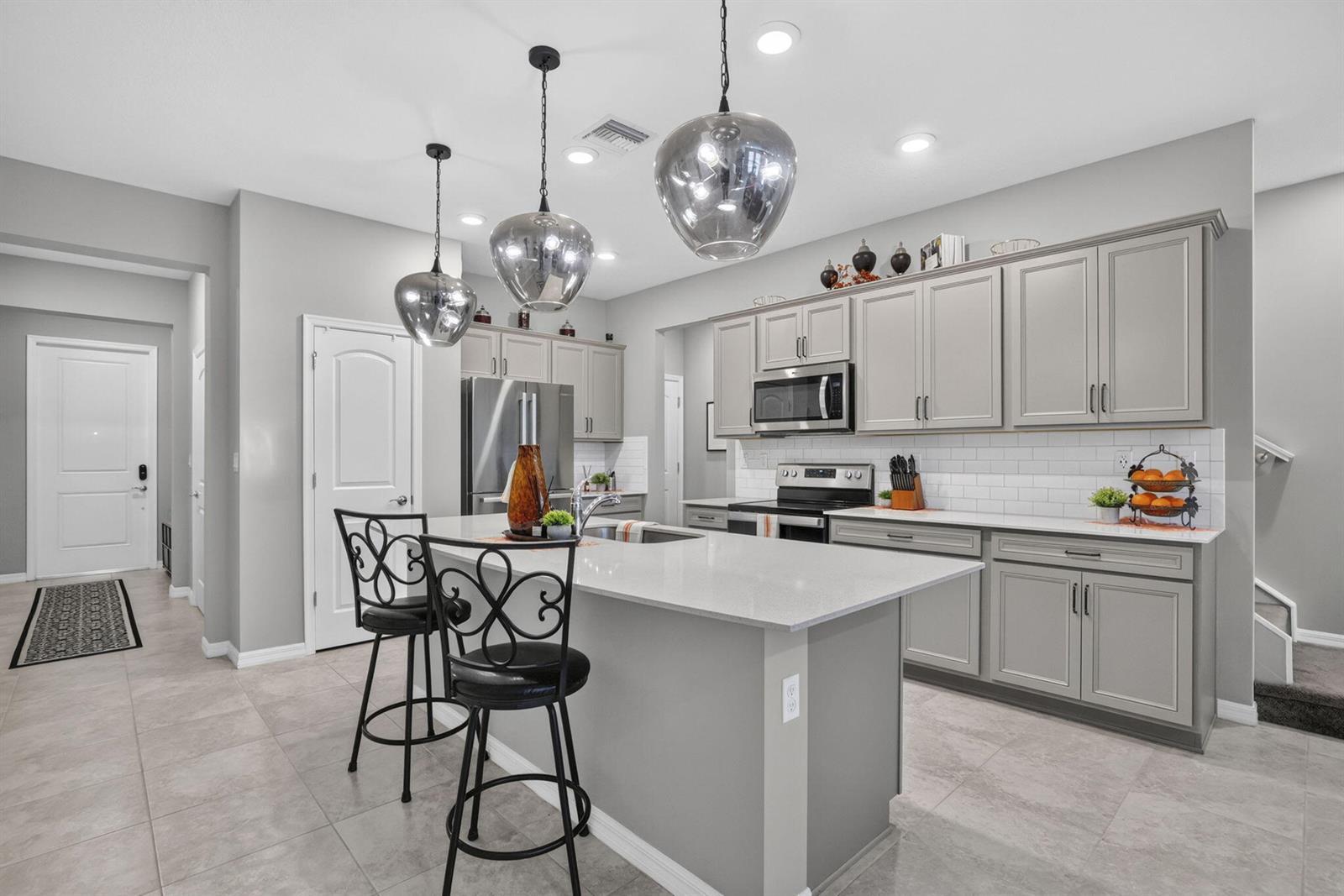 4416 Appleton Circle E, Oakland Park FL 33309 photo 4
