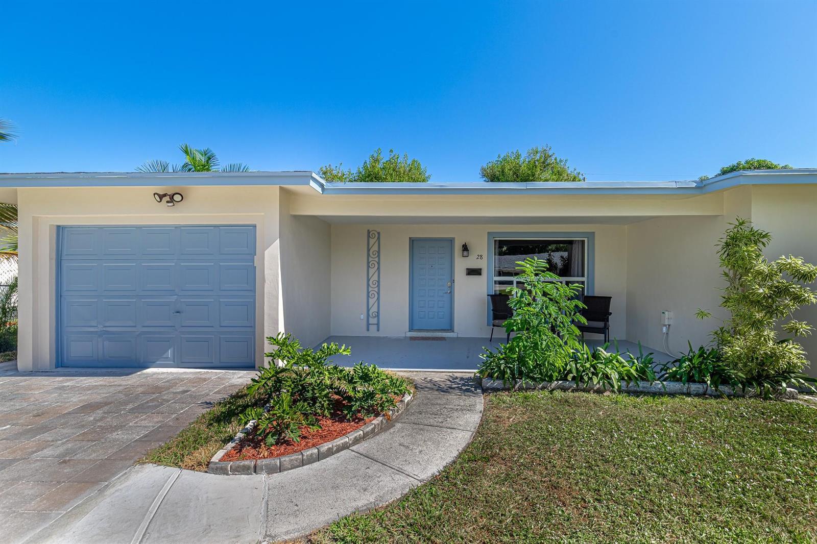 28 SE 8TH Avenue, Deerfield Beach FL 33441 photo 2