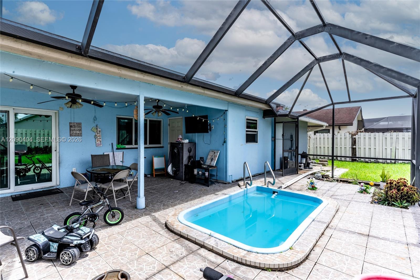 6990 NW 23rd St, Margate FL 33063 photo 3