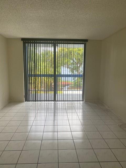 9460 FONTAINEBLEAU Boulevard # 324, Miami FL 33172 photo 5