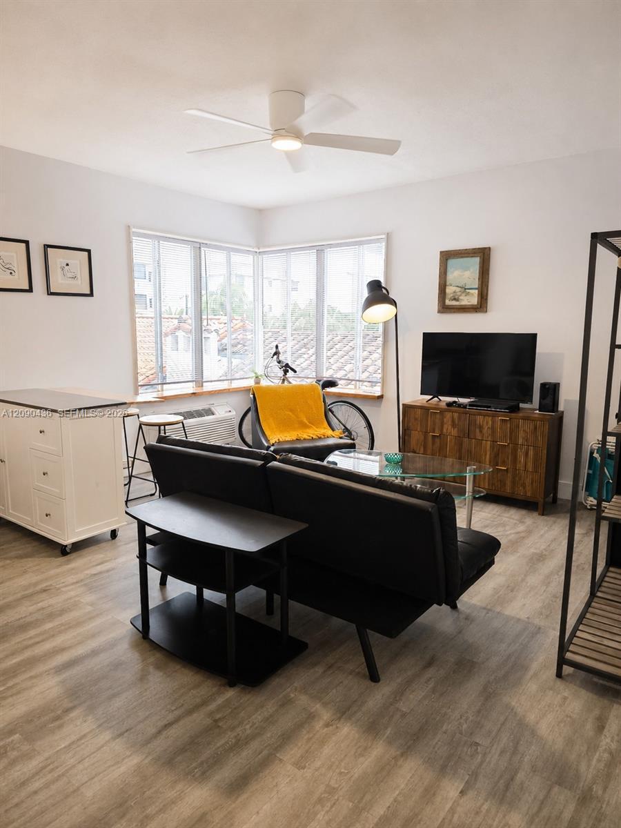 3710 Collins Ave # 309, Miami Beach FL 33140 photo 4