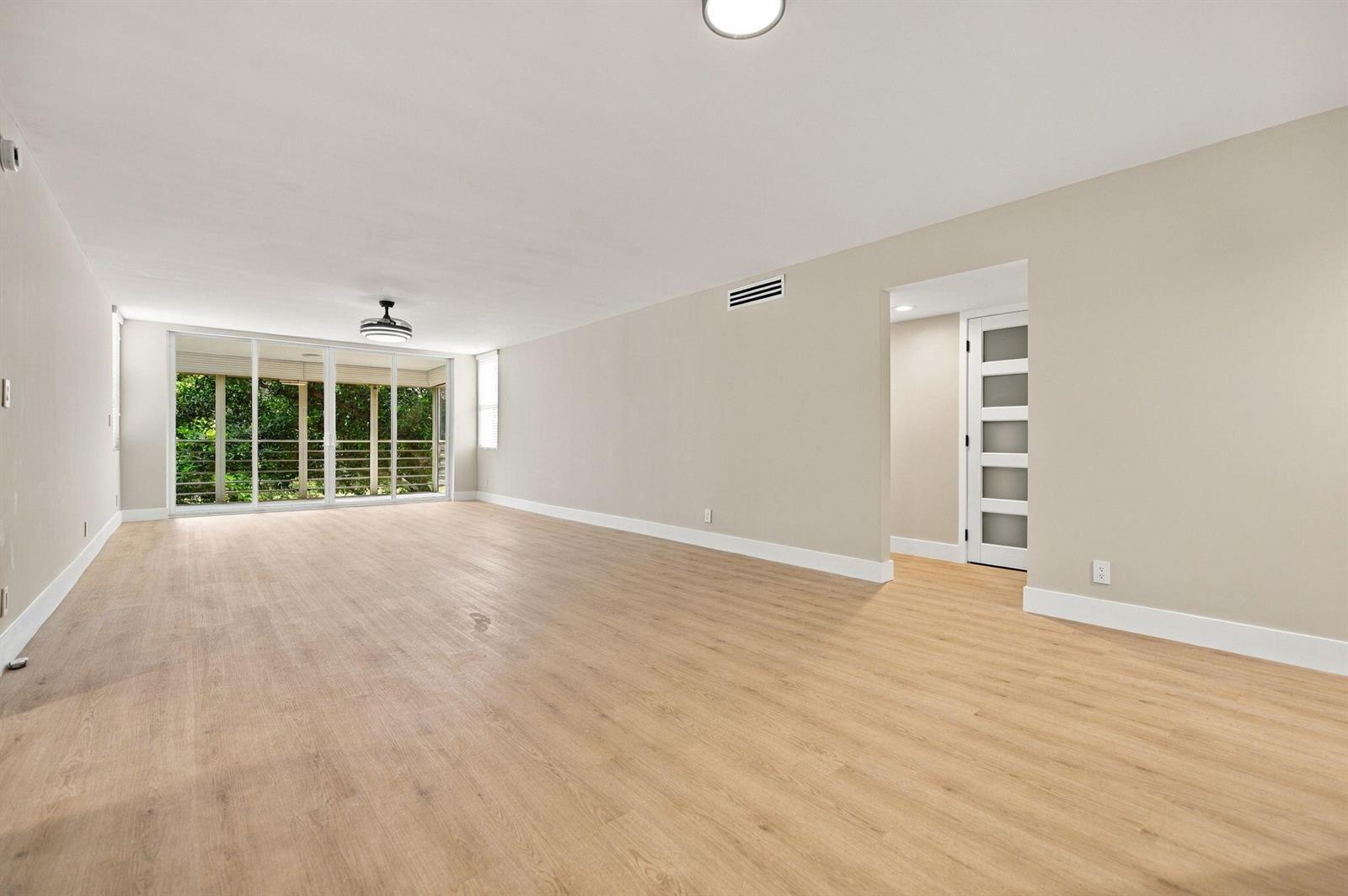 806 CYPRESS GROVE Lane # 303, Pompano Beach FL 33069 photo 2