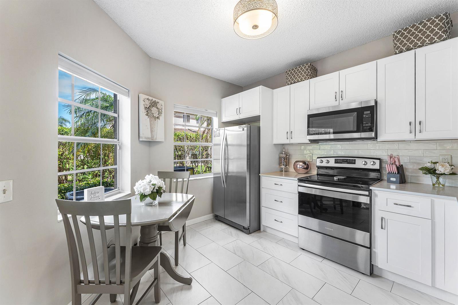 6735 Via Regina, Boca Raton FL 33433 photo 4