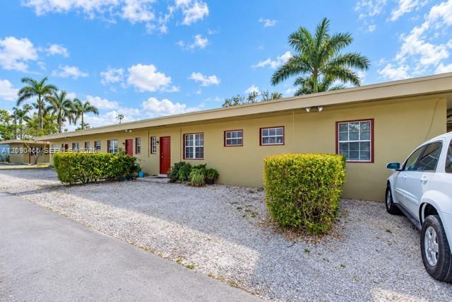180 NW 9th St # 0, Homestead FL 33030 photo 2
