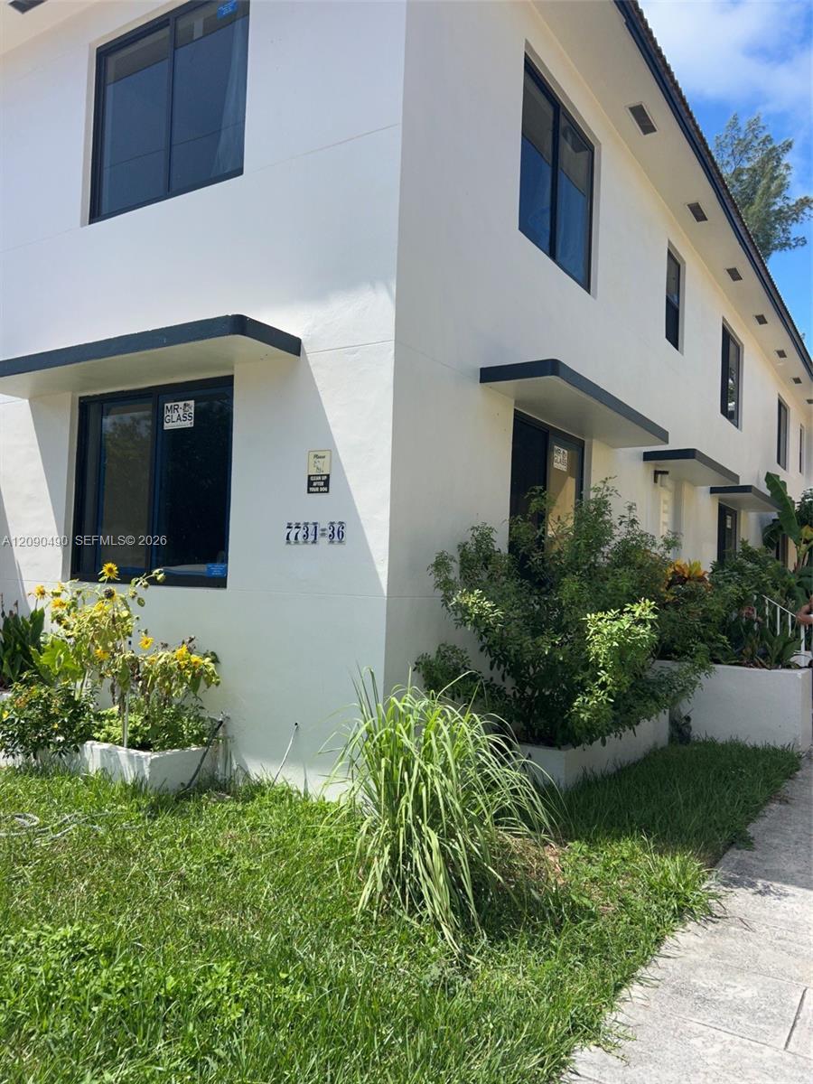 7734 Byron Ave # 7, Miami Beach FL 33141