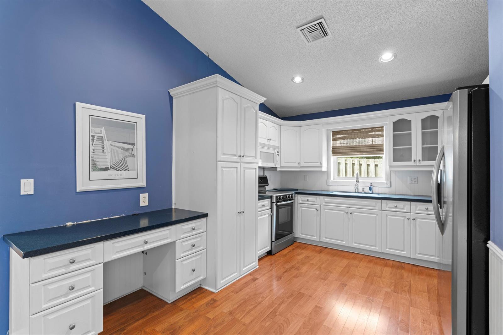 4120 NW 1st Court, Delray Beach FL 33445 photo 5